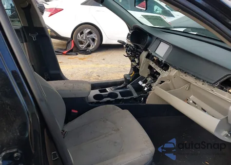 2018 Kia Optima Lx z USA, uszkodzony, nr VIN 5XXGT4L37JG258468